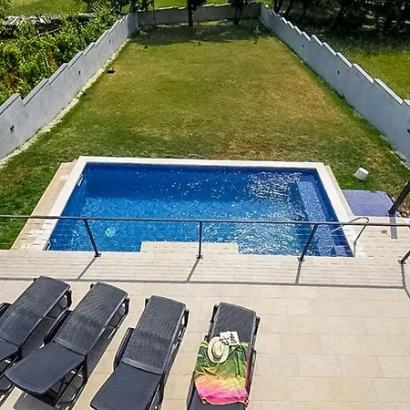 Villa Tara